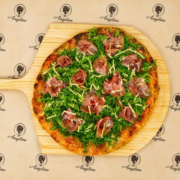 Prosciutto and Arugula Pizza.