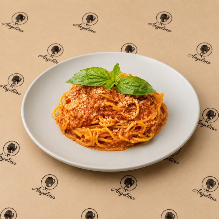 Spaghetti Pomodoro.