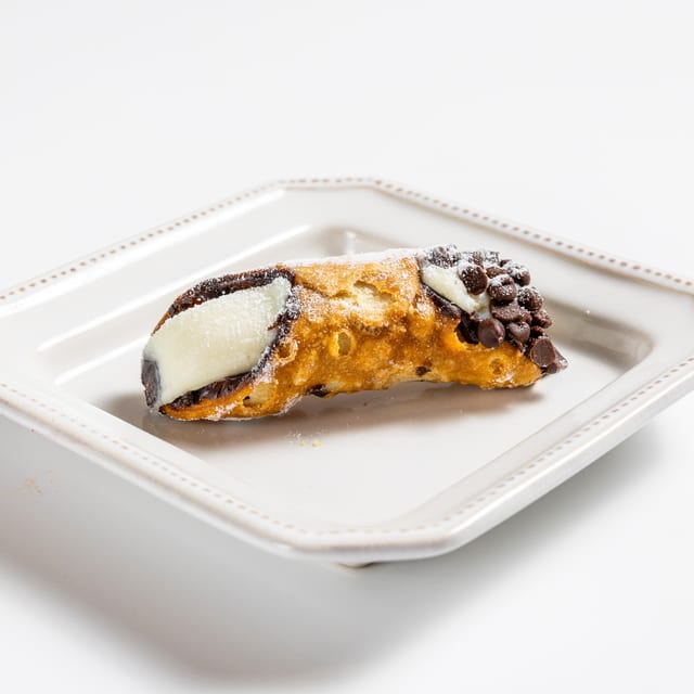 Mini Cannoli.