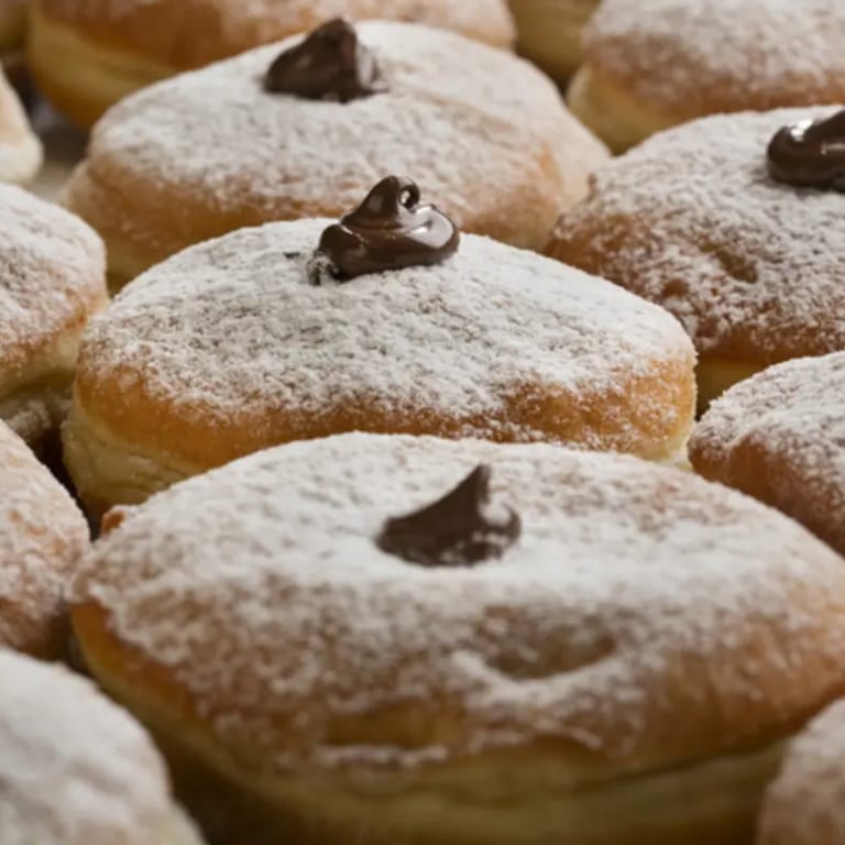 Italian Bakery Angelina Brings Treats to Midtown