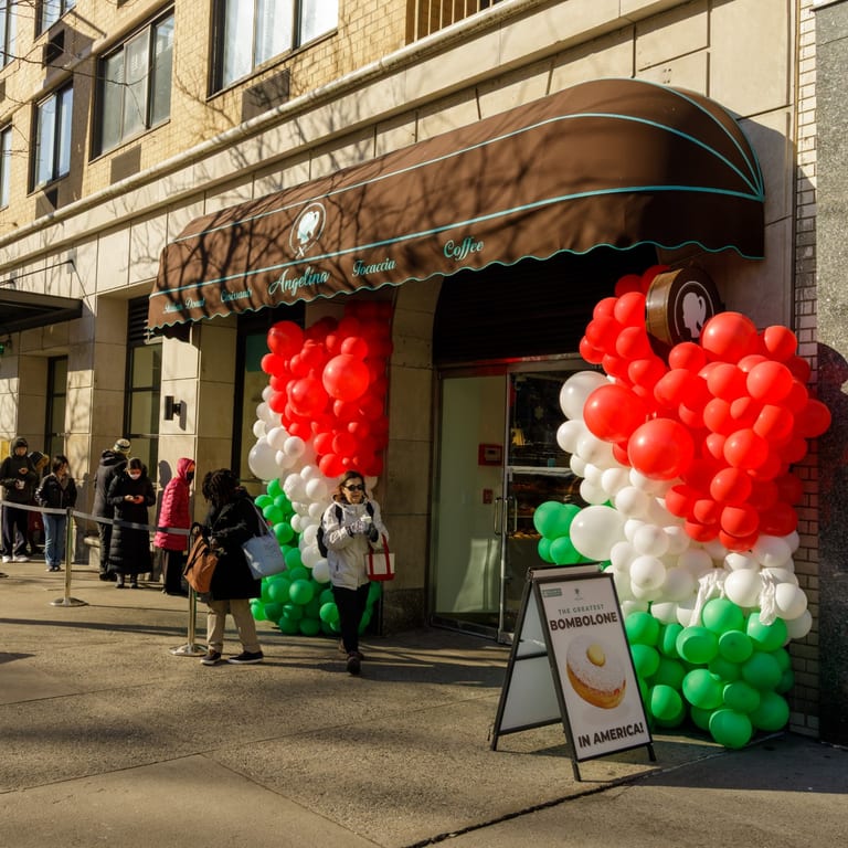 Angelina Bakery – 25 Union Square W, NY