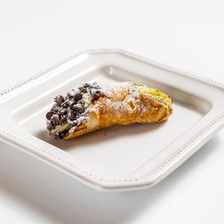 Mini Pistachio Cannoli