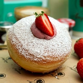 Strawberry Bombolone