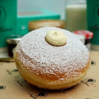 Chantilly Bombolone