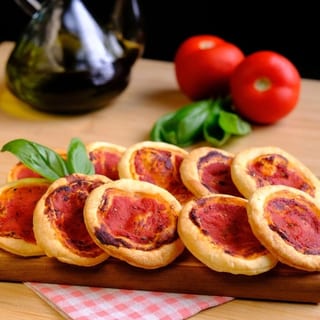 Pomodoro Baby Pizza Platter